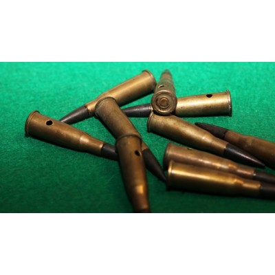 8mm Lebel náboje historické, bez původního obalu, z roku 1932, znehodnocené