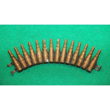 Náboje .308 Winchester slepé v rozpadavém pásu