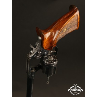Revolver Grand v.č. 956603198 komise, sportovní úprava