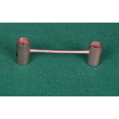 Dávkovač na prach a broky pro kal. 12