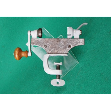 Zakružovačka na brokové náboje kal. 16