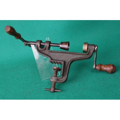 Zakružovačka ráže 16