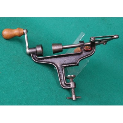 Zakružovačka JUNIOR litinová ráže 16