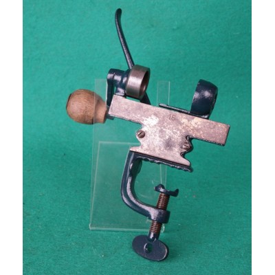 Zakružovačka ráže 16