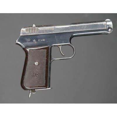 Pistole CZ VZ 38, tzv. louskáček, komise