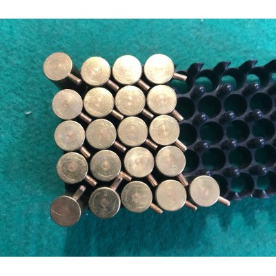 Náboje 9mm Lefaucheux - s kolíčkovým zápalem