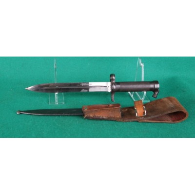 Bajonet pro Mauser 96 švédský se závěsníkem, v.č. 731