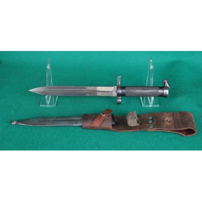 Bajonet pro Mauser 96 švédský se závěsníkem, v.č. 506
