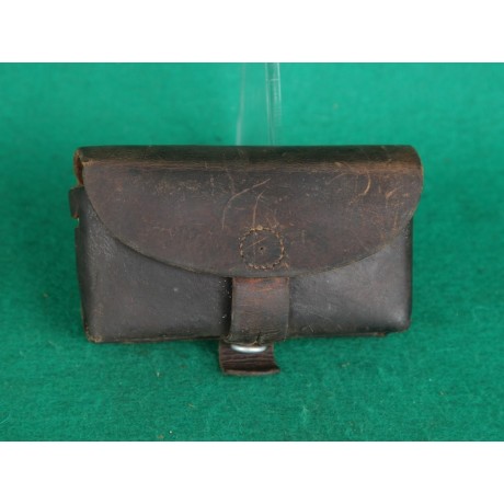 Brašnička s příslušenstvím pro revolver M.1882 Swiss