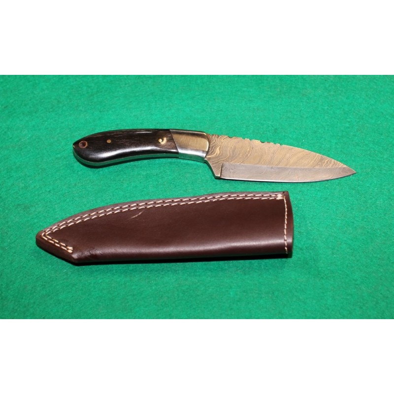 Nůž damaškový s koženým pouzdrem¨na opasek