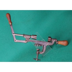 Zakružovačka brokových nábojů ráže 12